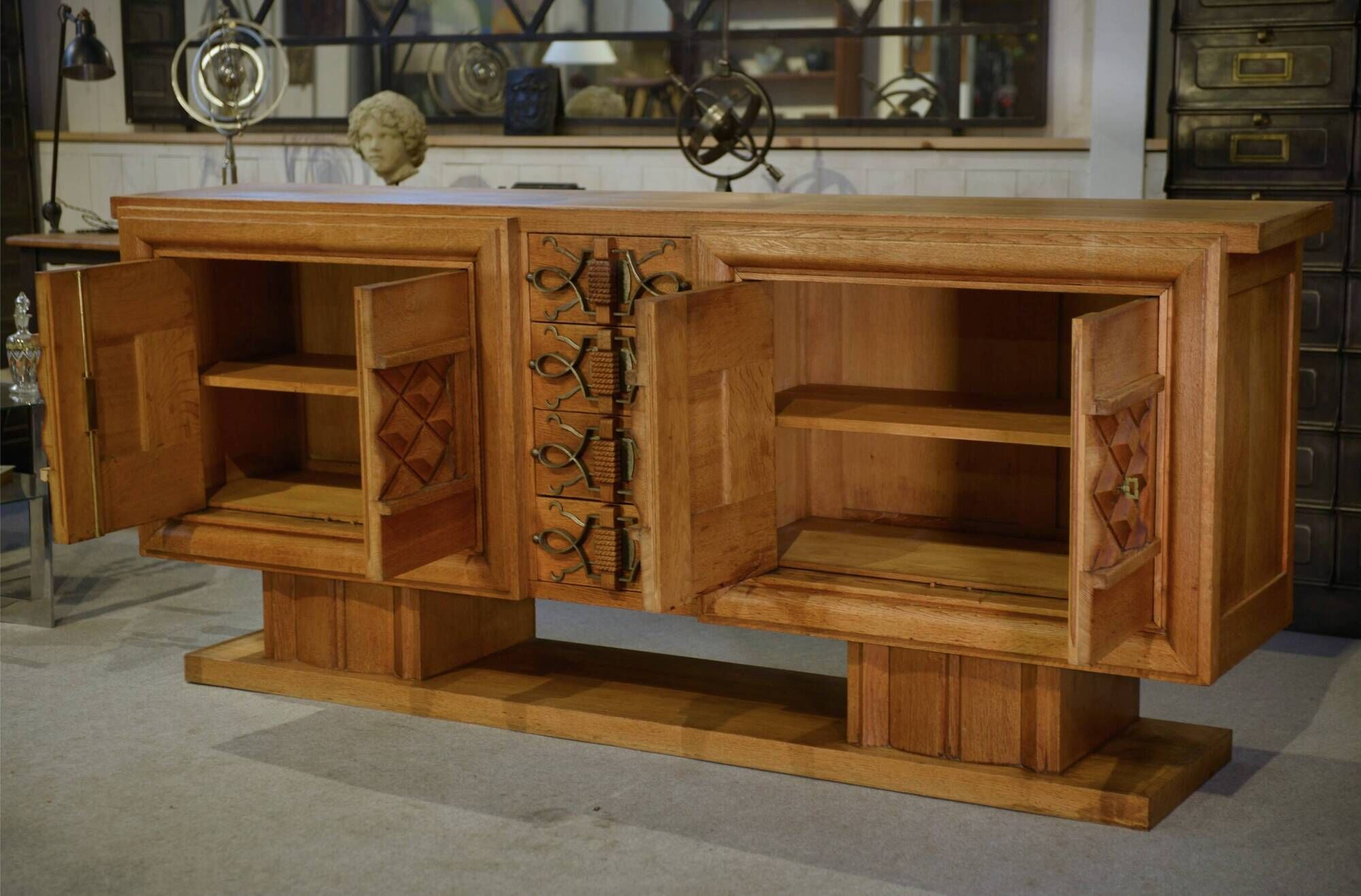 Art Deco buffet in oak and wrought iron by Léon and Maurice Jallot 1940s