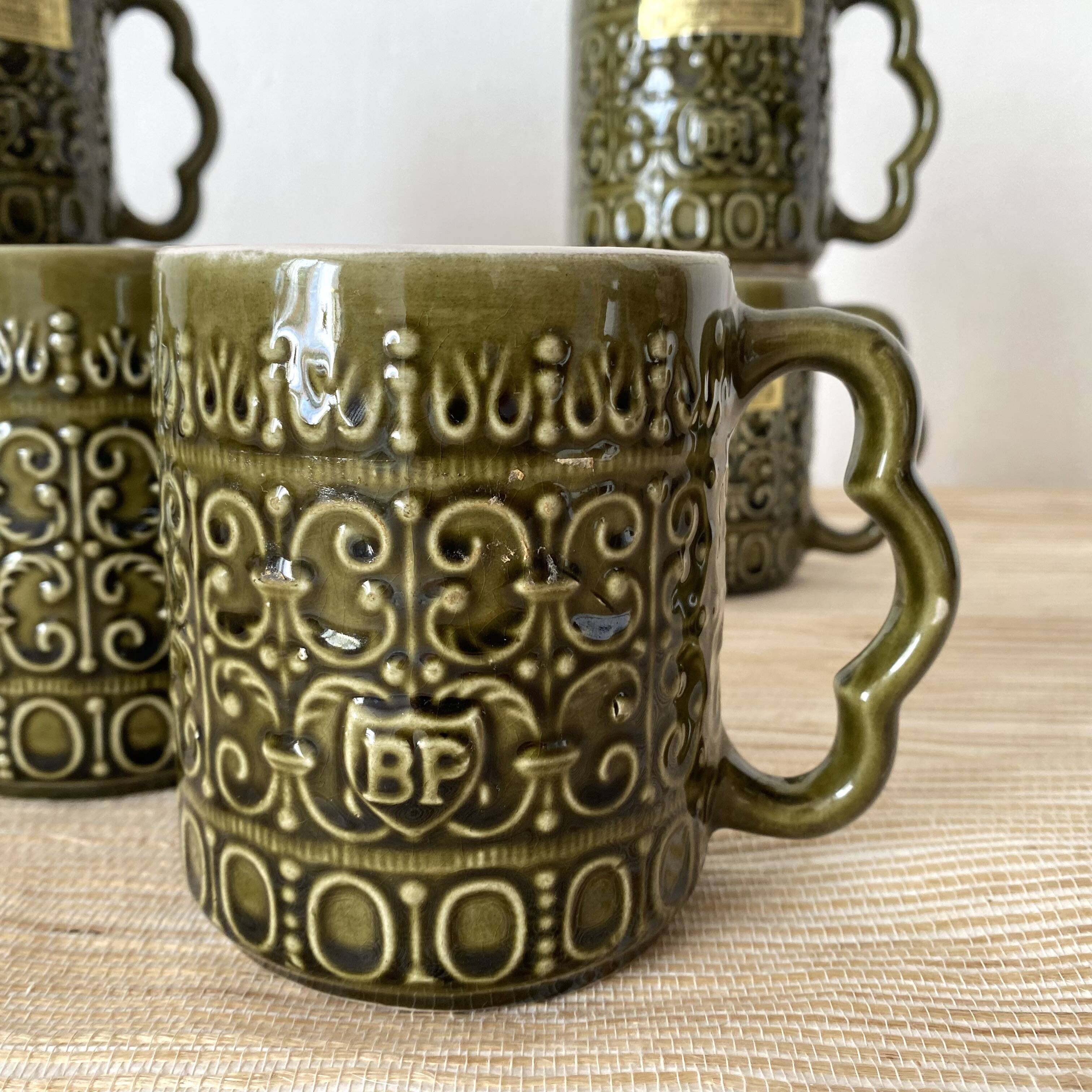 Mugs vintage BP en céramique années 70