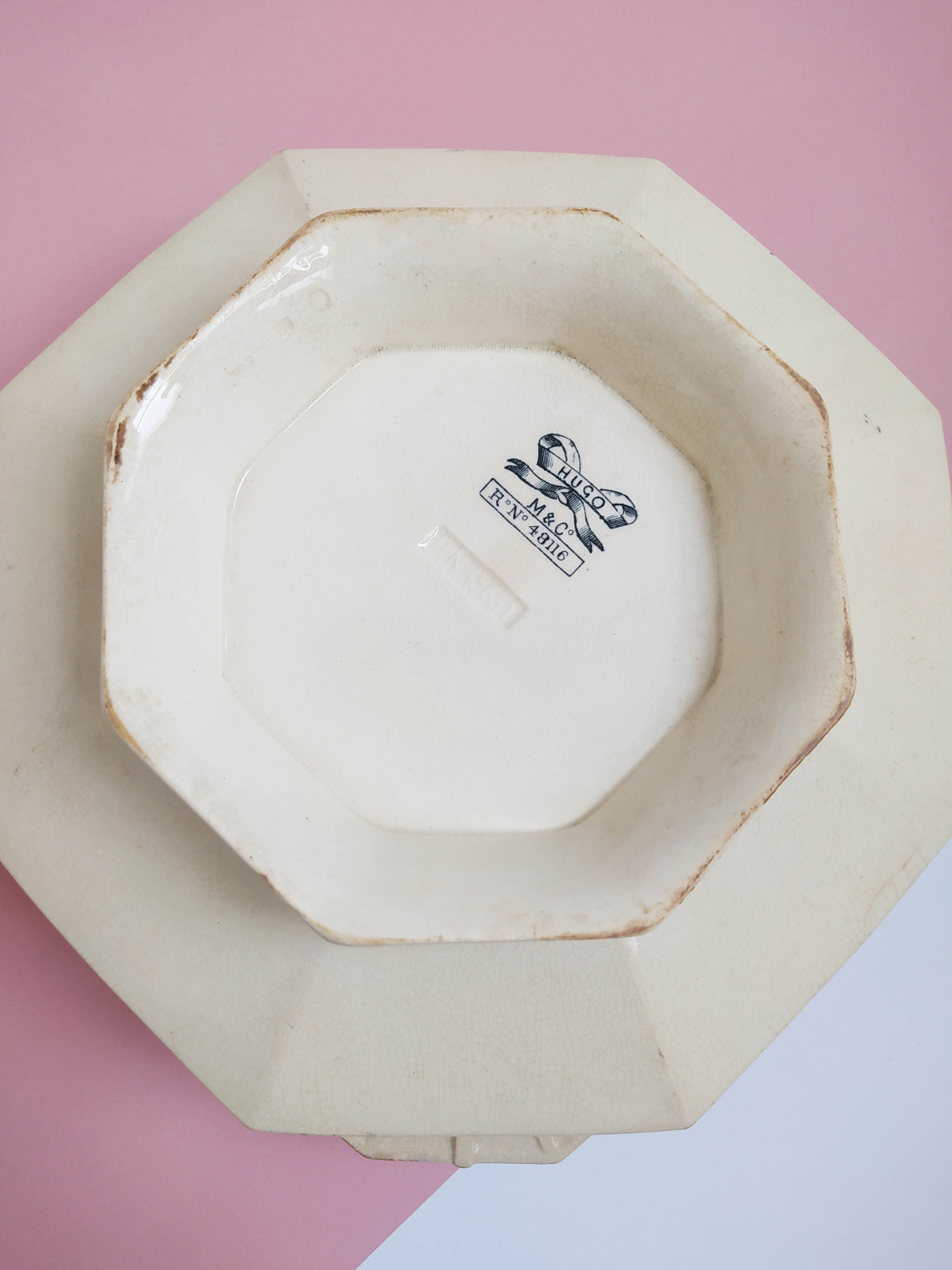 Large cut in the style of iron earth old earthenware (traces of time, see description)