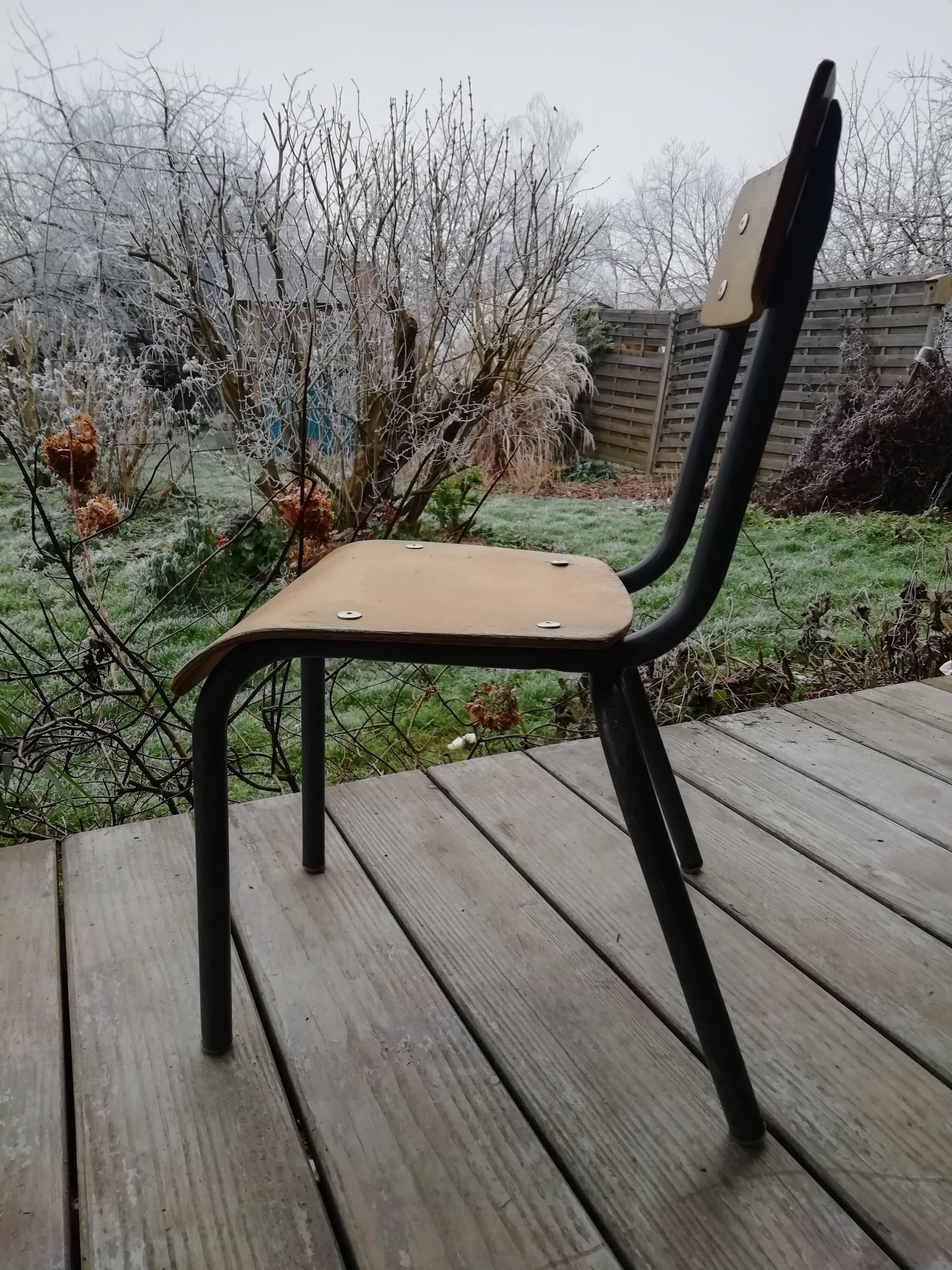 Chaise école