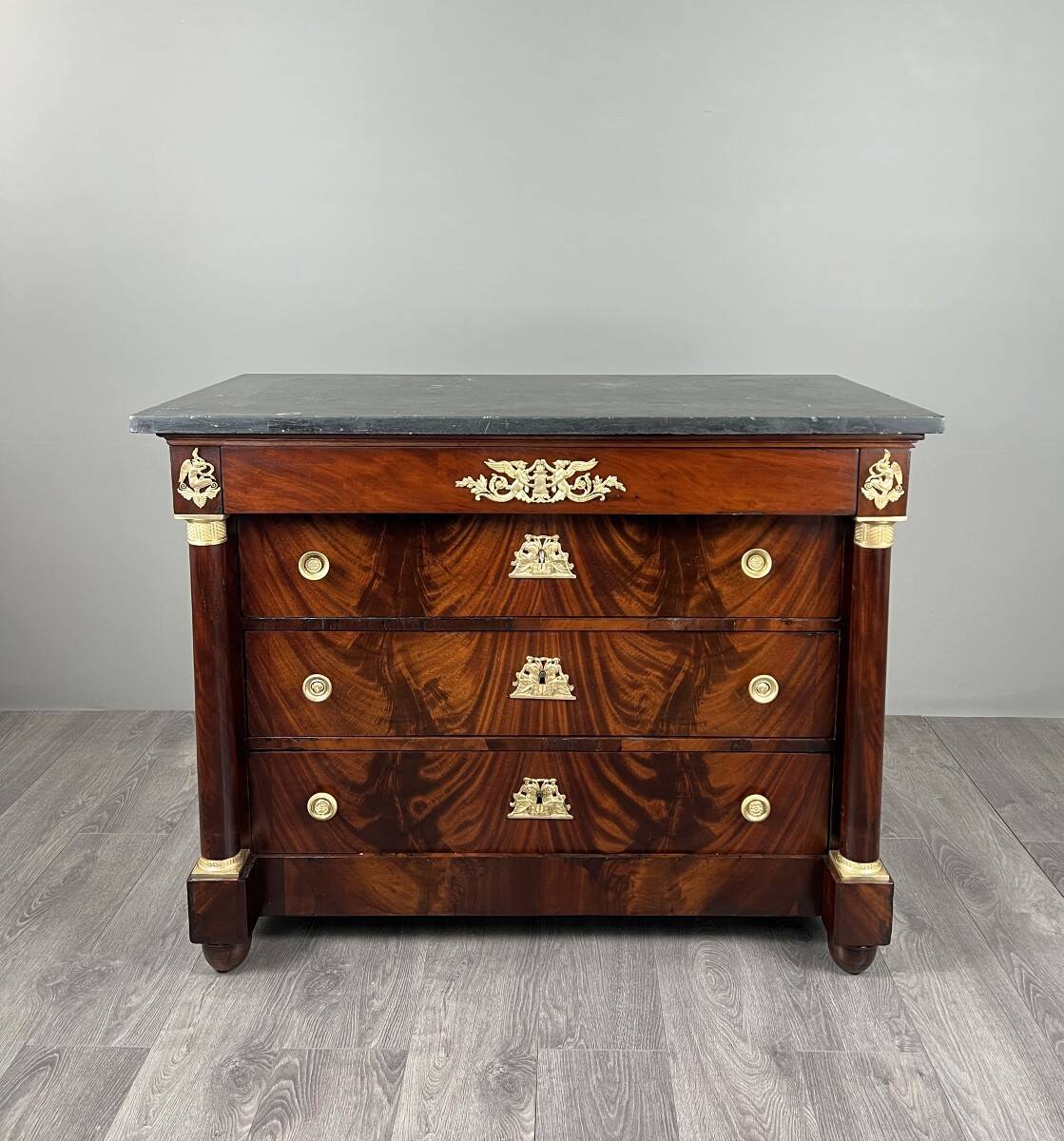 Commode Empire en acajou, XIXe siècle