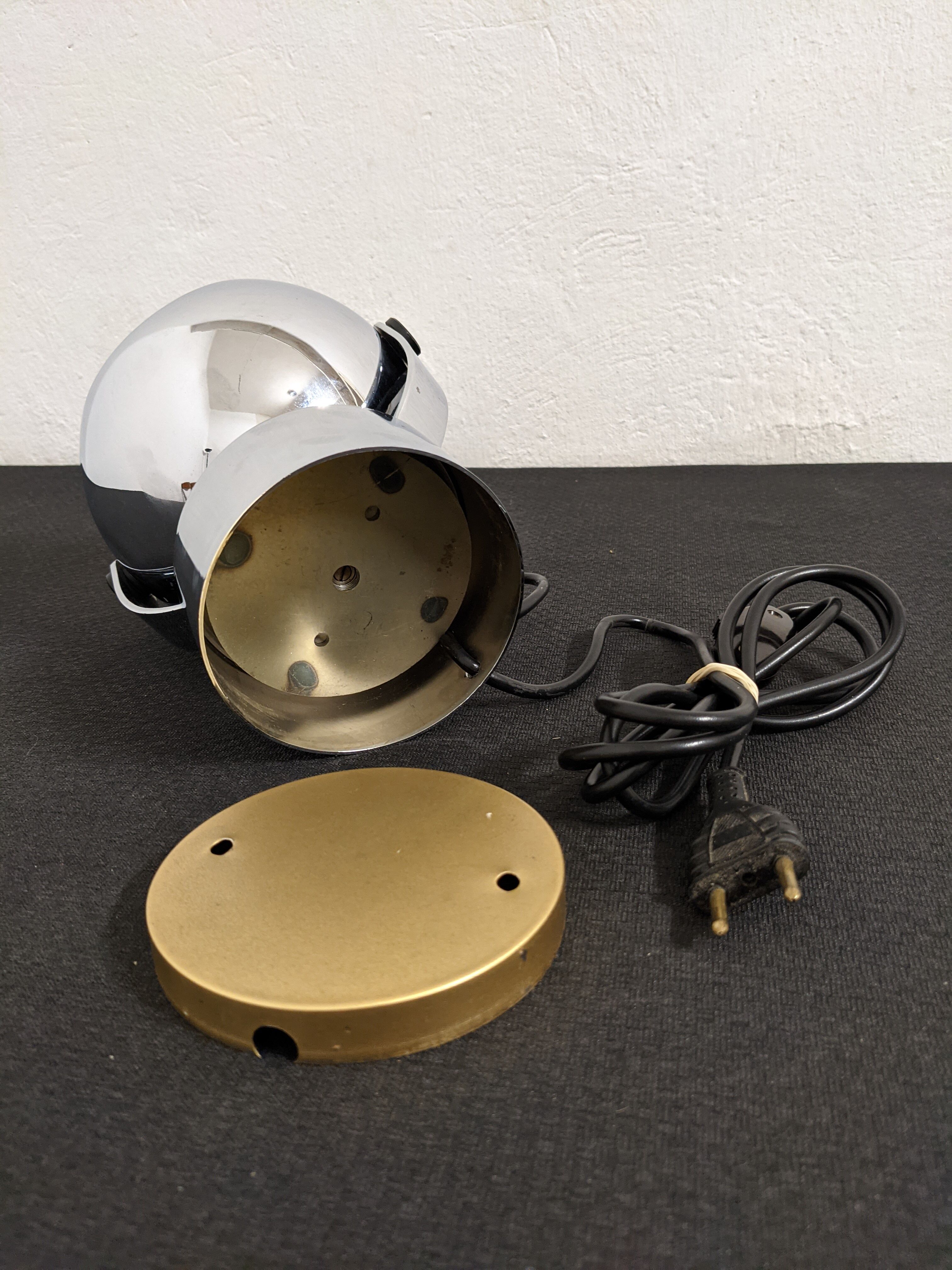 Eye ball lamp from the 70s