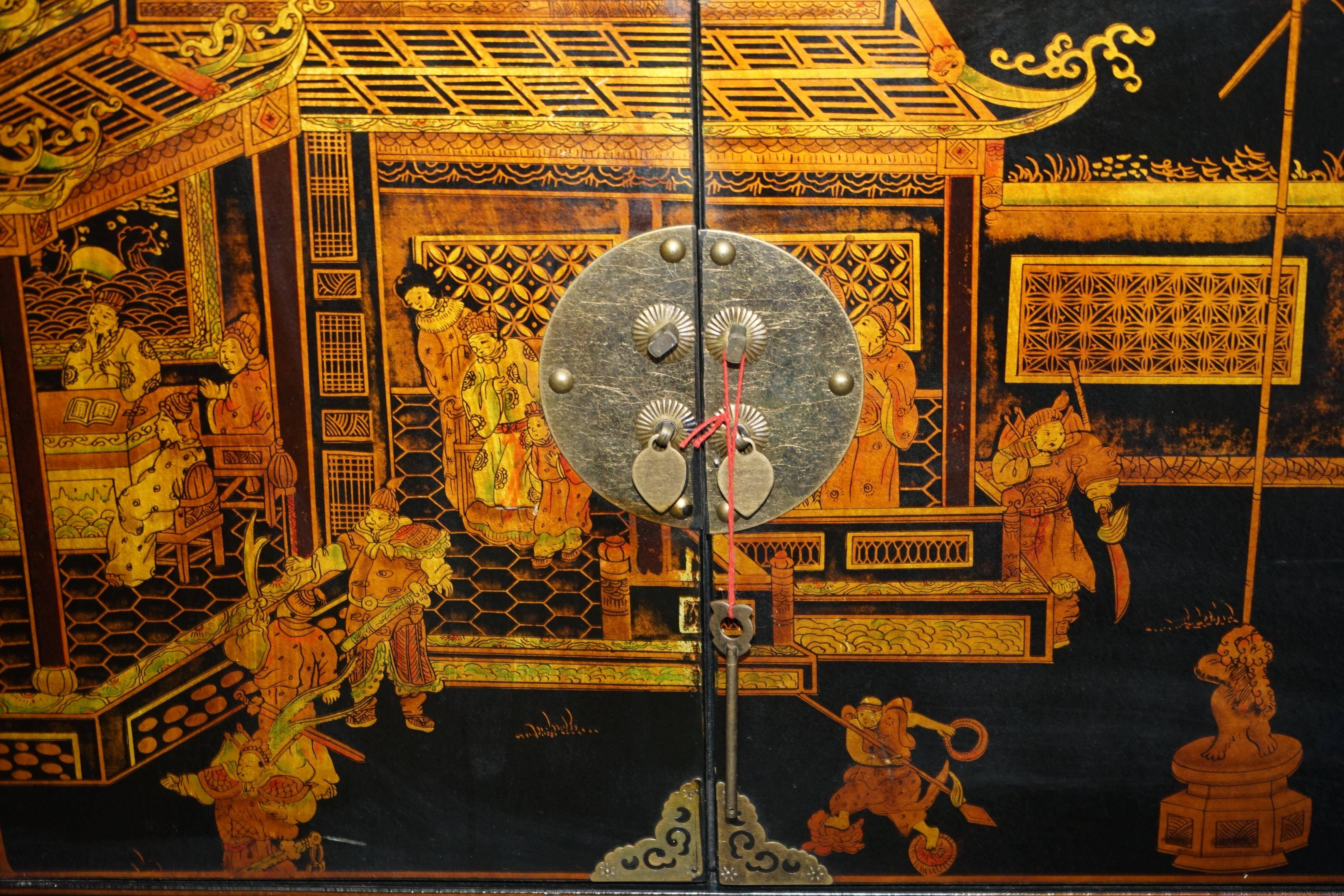 Chinese buffet mid-20th century pagoda temple style