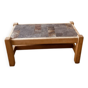Table basse de style - brutaliste