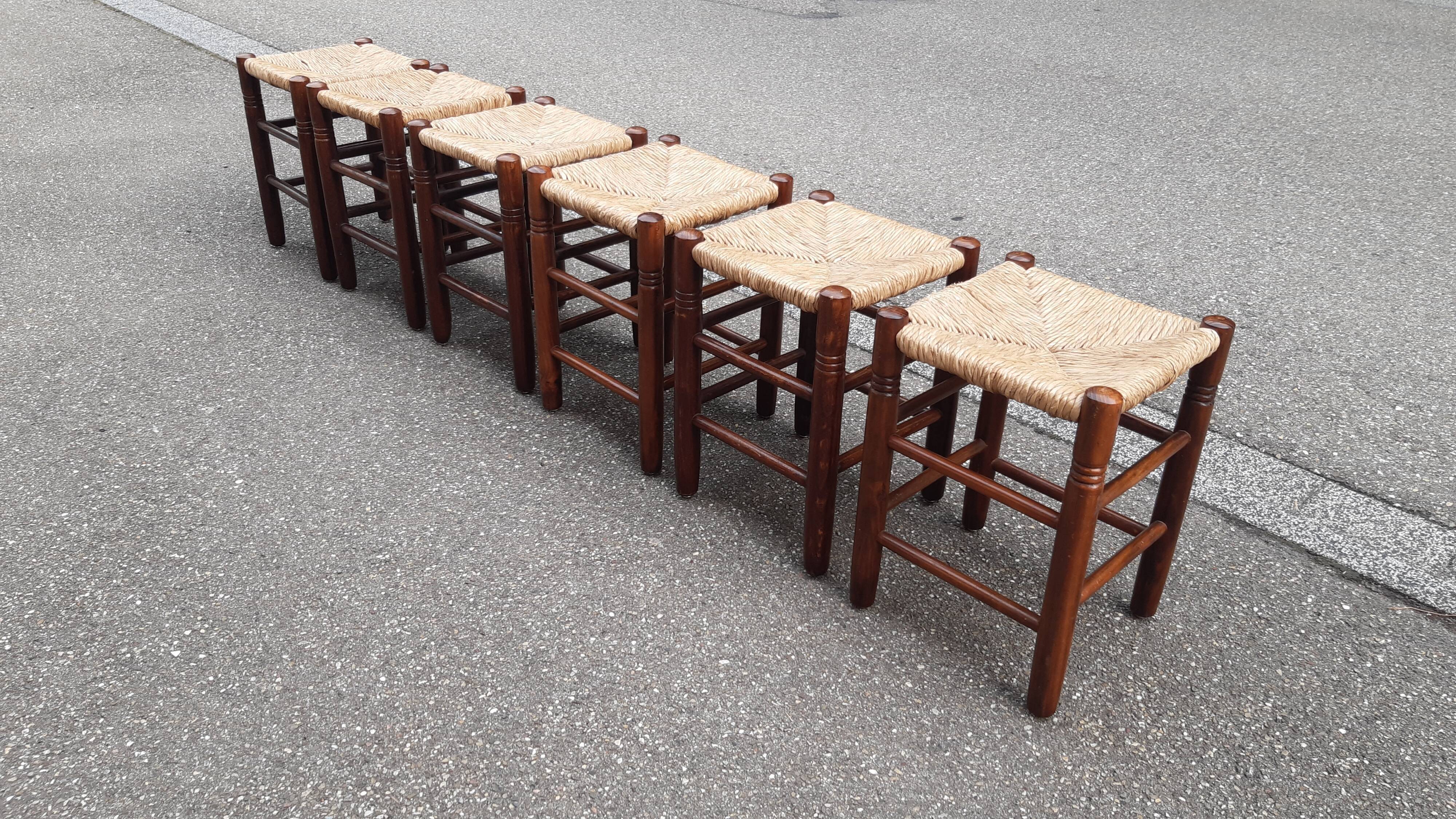 Set of 6 straw stools