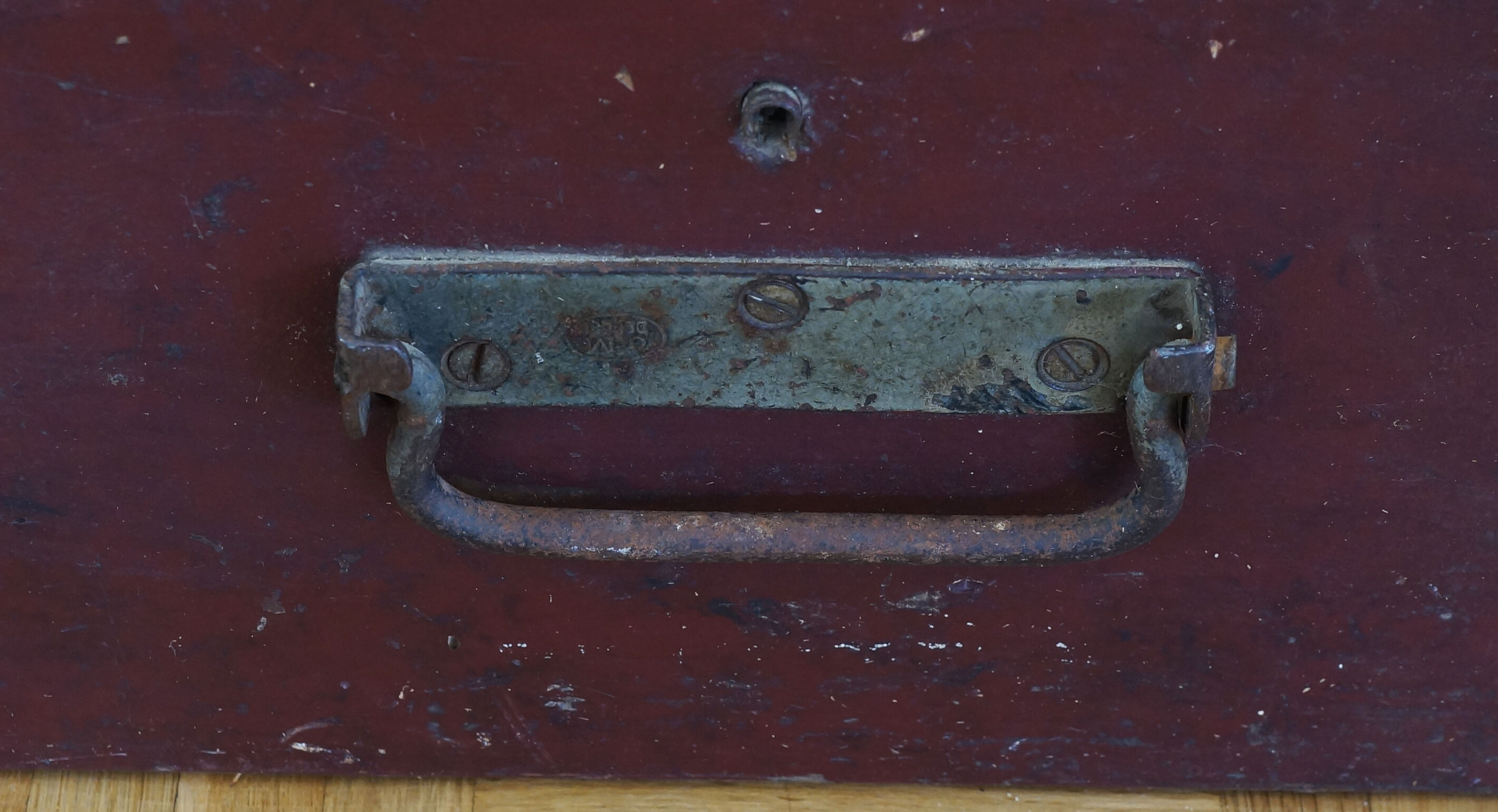 Former military service trunk