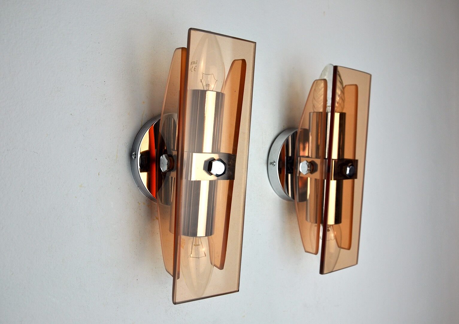 Pair of Veca wall lamps in pink Murano glass Italy 1970