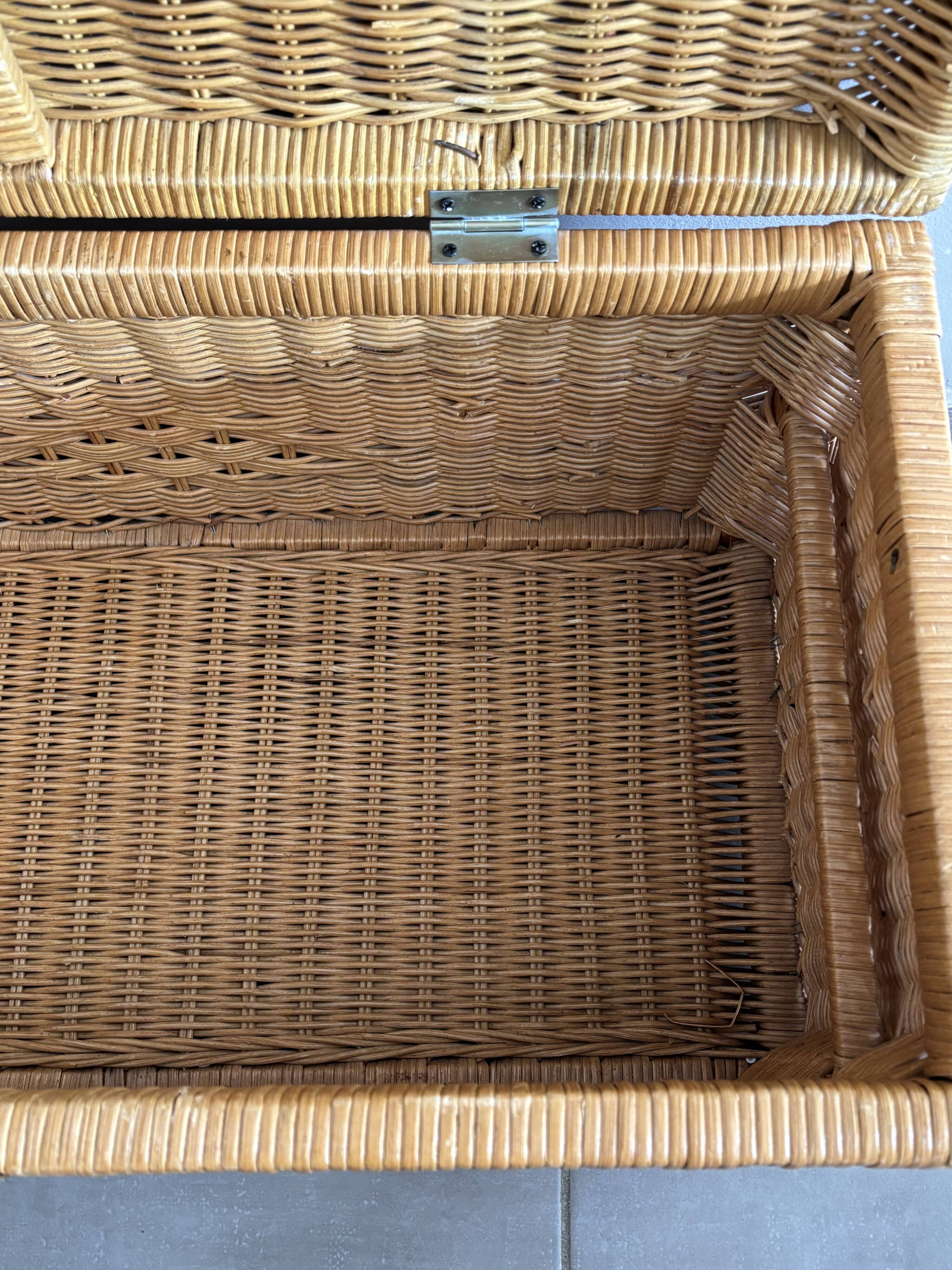 Rattan chest