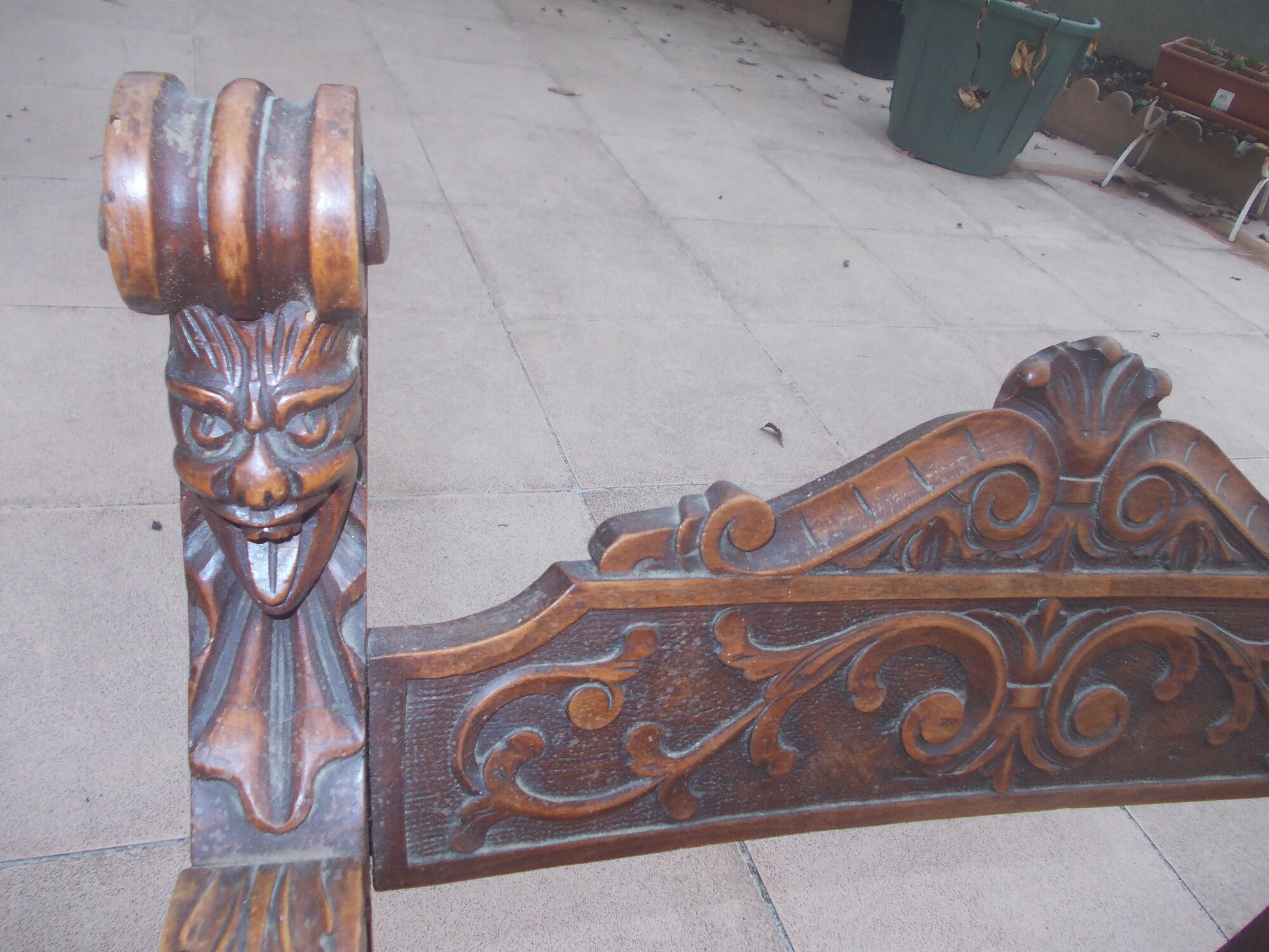 Dagobert curl chair neo renaissance late 19th century