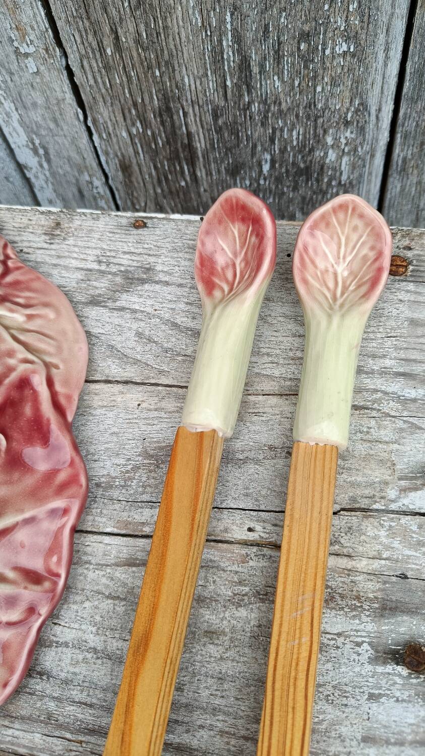 Pink cabbage slip salad bowl