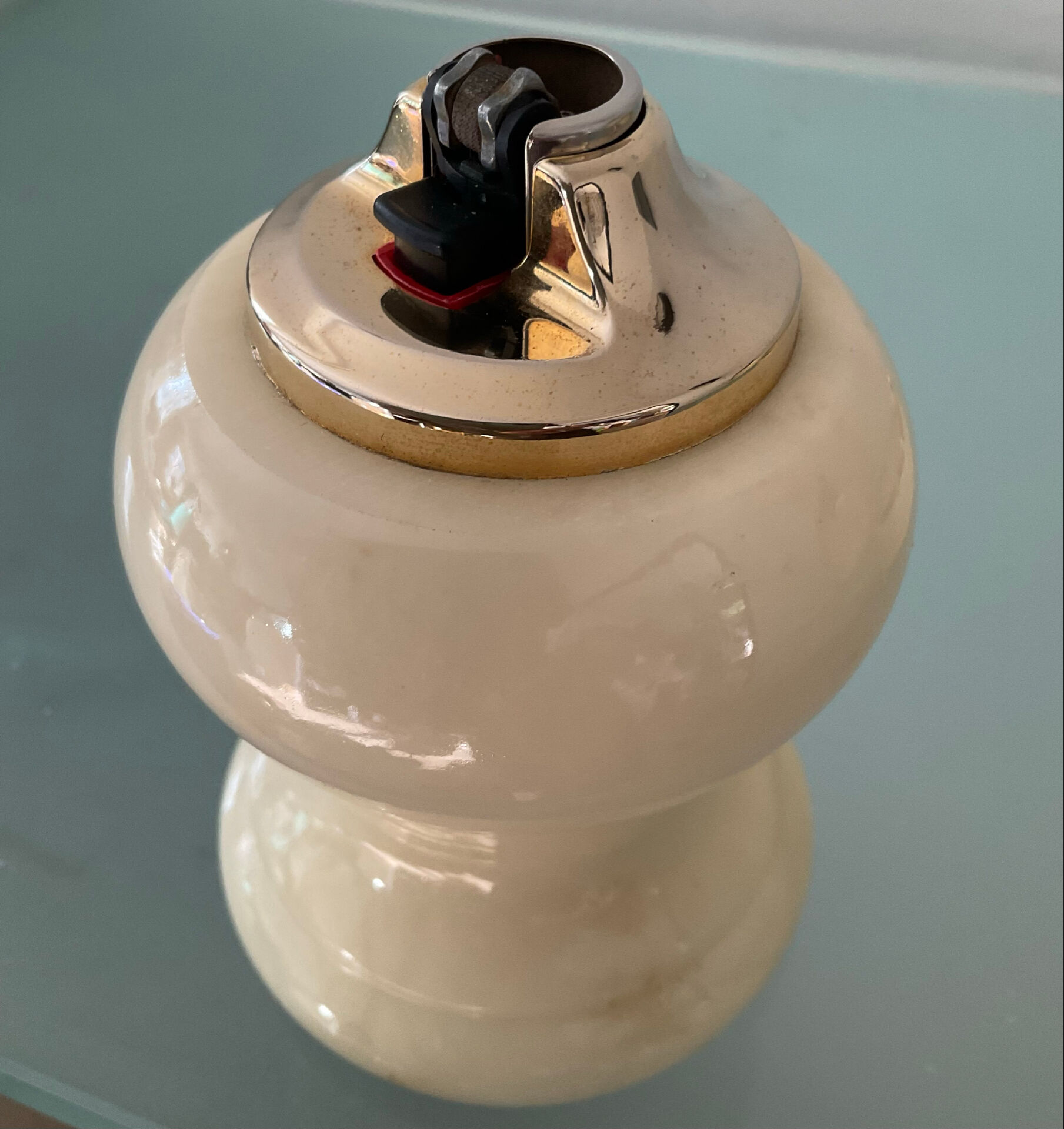Vintage smoker's set in onyx from the 1970s.
