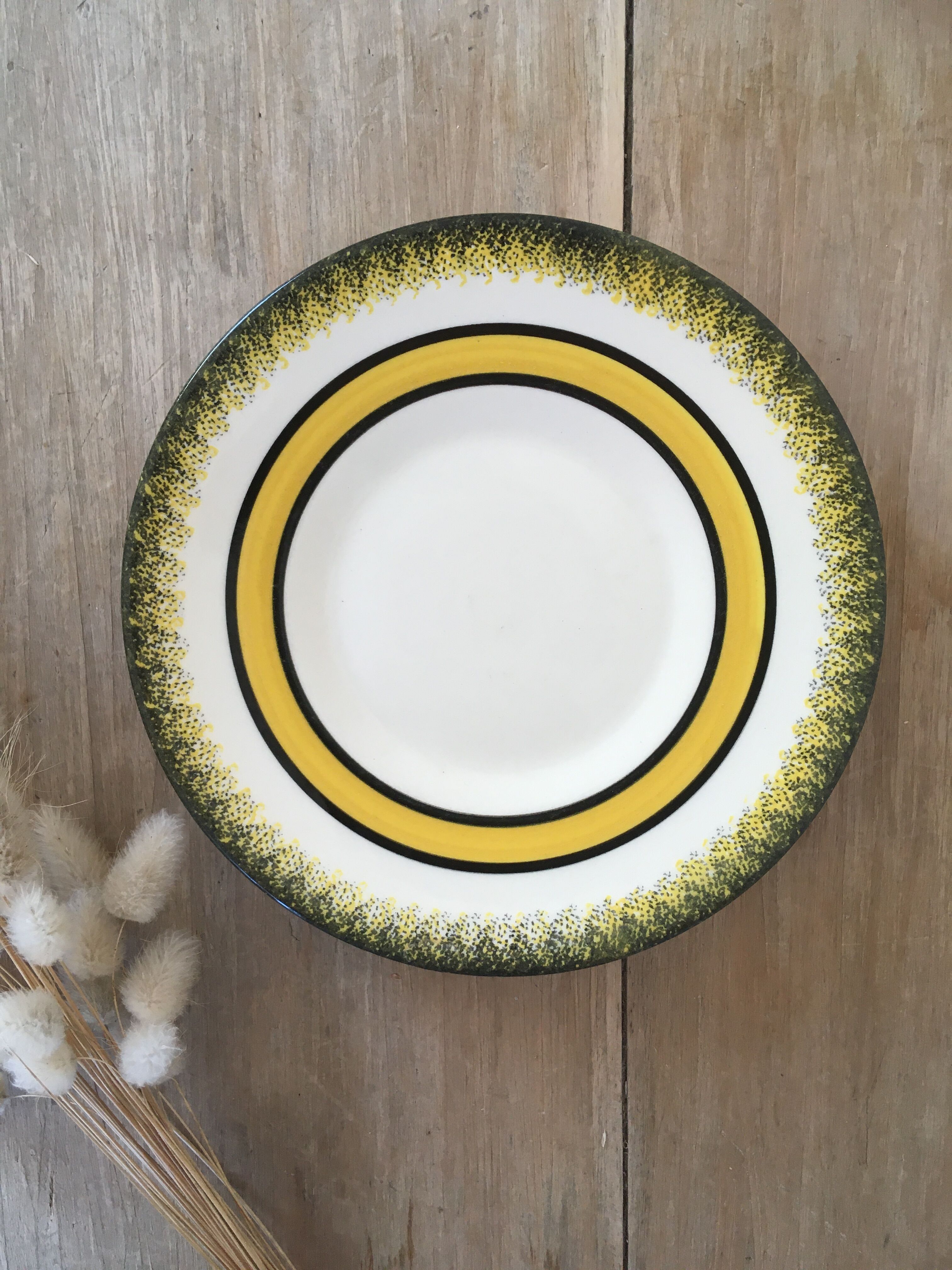 Yellow & black dessert plates Henriot Quimper