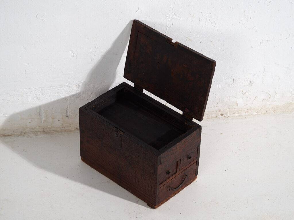 Antique Japanese drawer box – End of the Meiji period (c. 1890-1910) #25