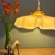 Suspension abat-jour vintage en opaline jaune