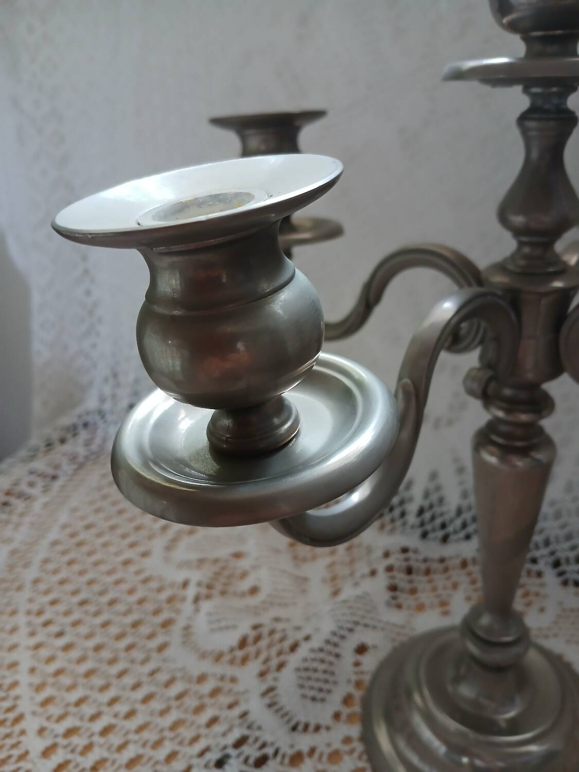 5-light chandelier