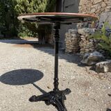 Bistro table in wrought iron and cast iron
