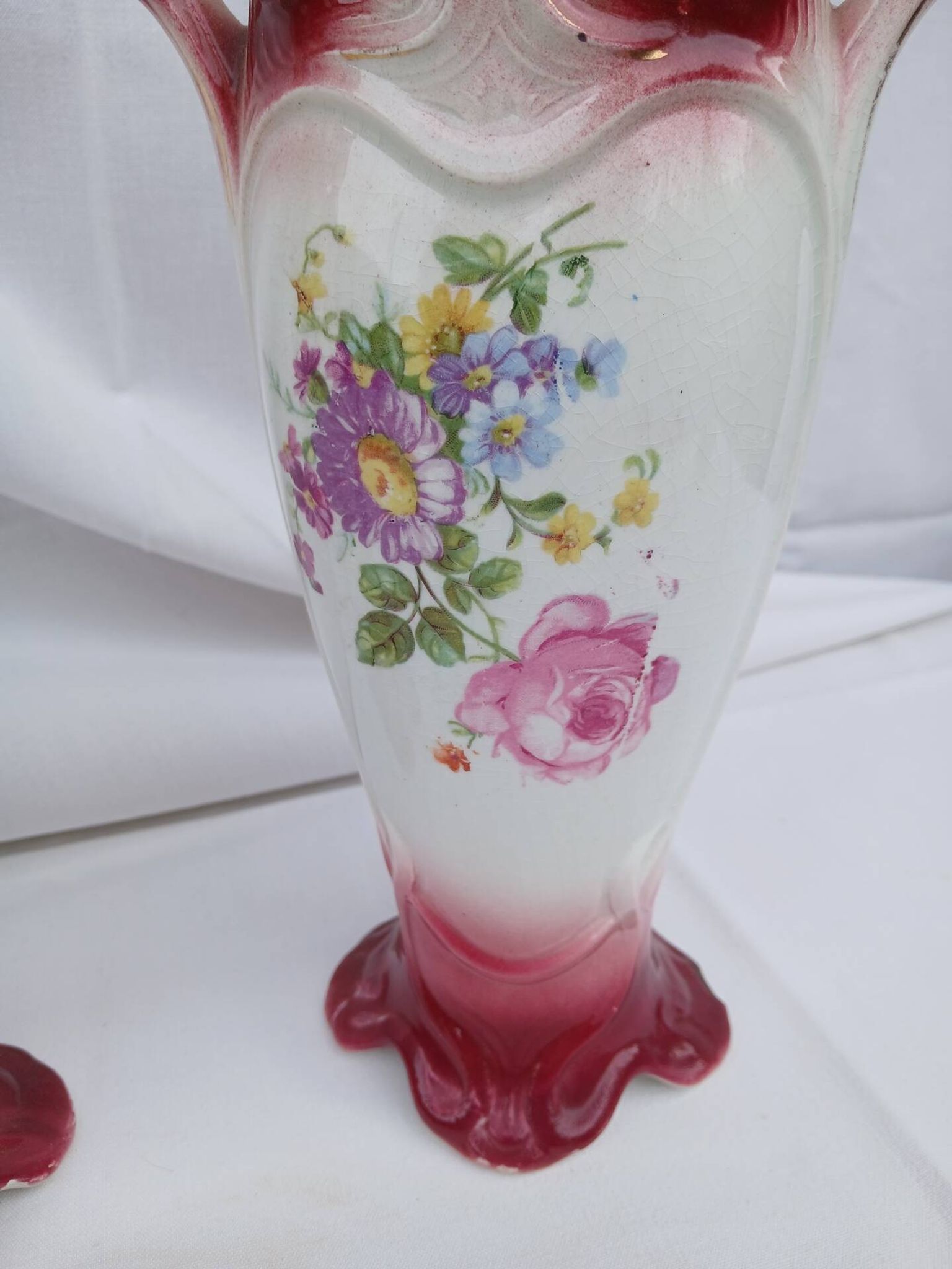 Pair of antique Onnaing slipware vases