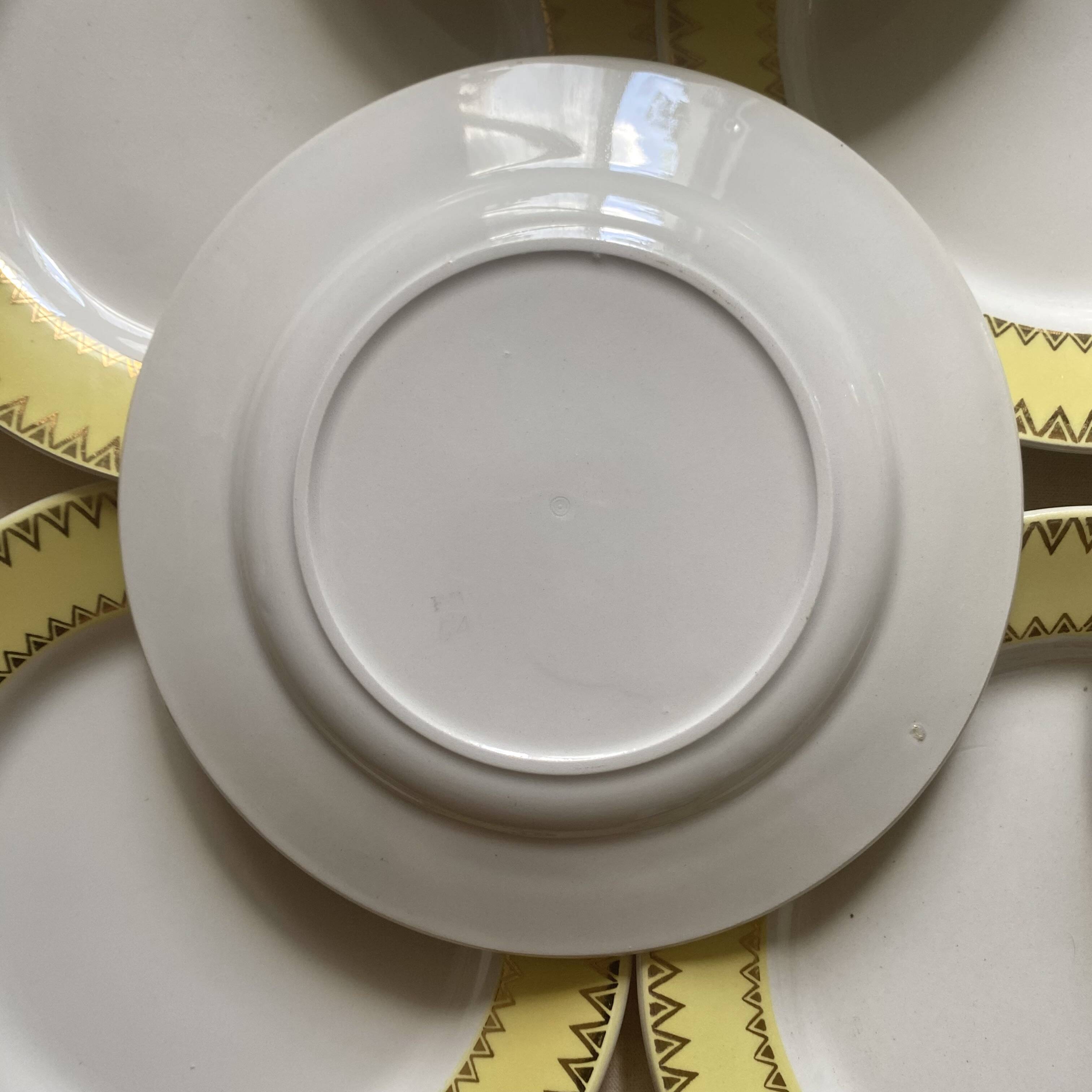 Assiettes à dessert années 50-60
