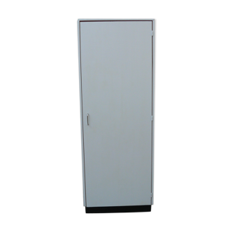 Armoire une porte