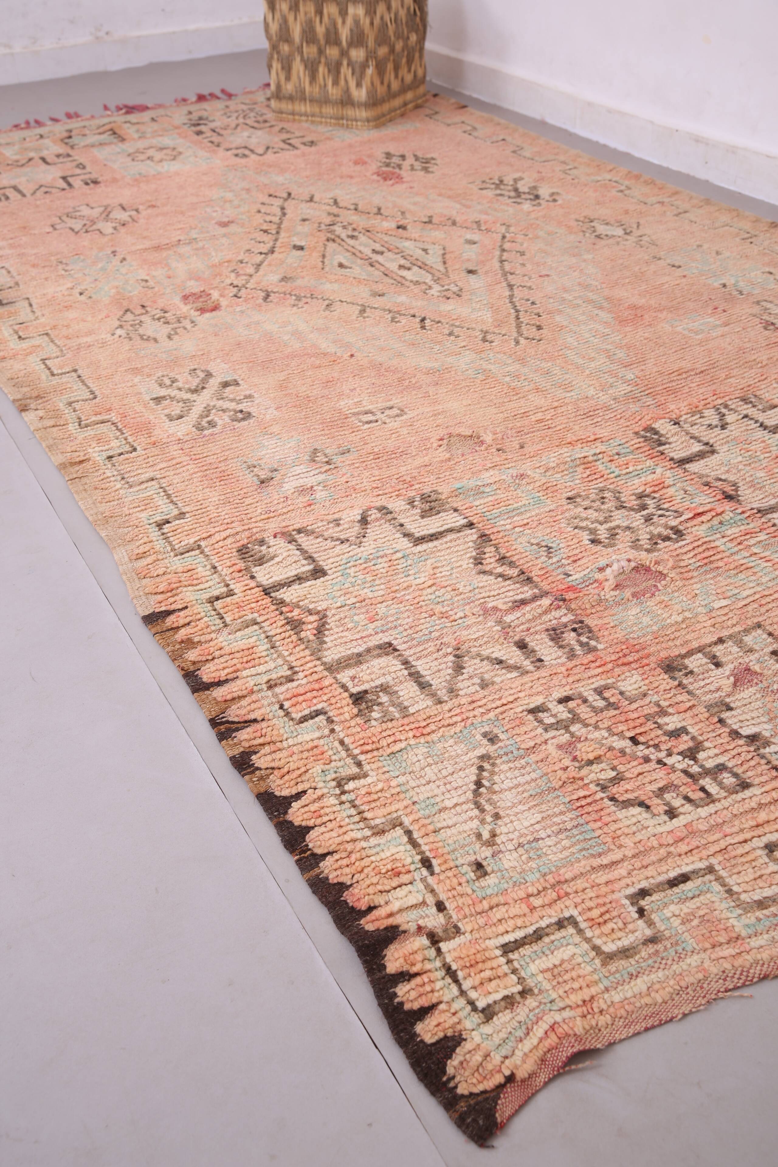 Pink Vintage Moroccan Rug 180 x 344 cm - Berber Wool Rug - Handmade Rug