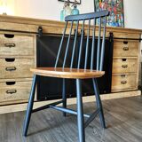 Series of 4 Scandinavian chairs