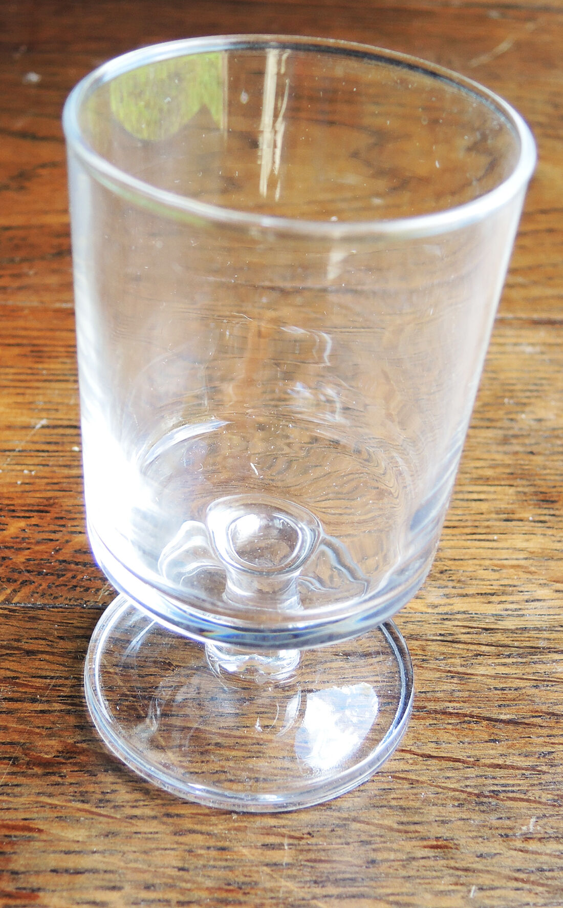 6 old luminarc transparent foot glasses