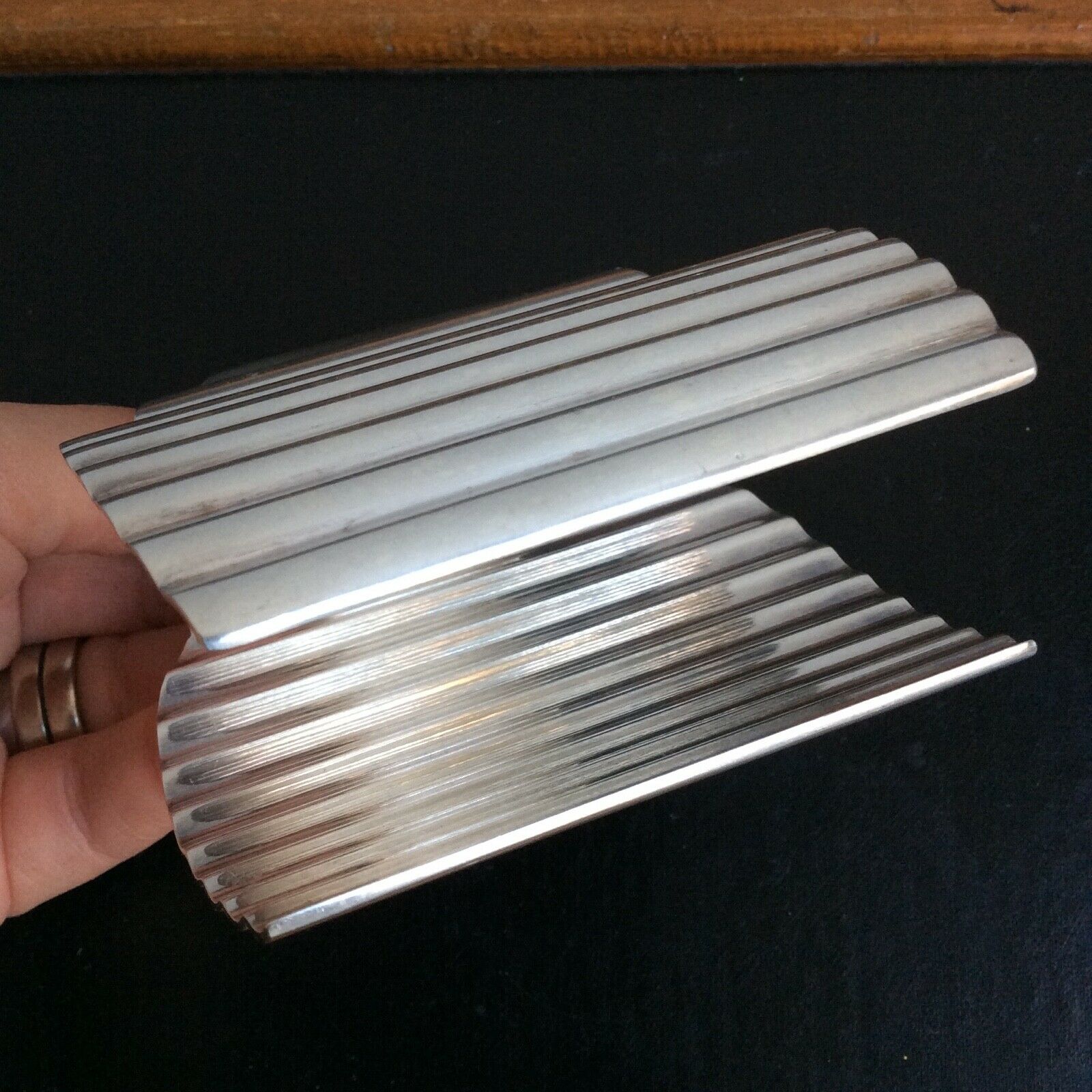 Luc lanel christofle asparagus clamp unduation silver metal art deco