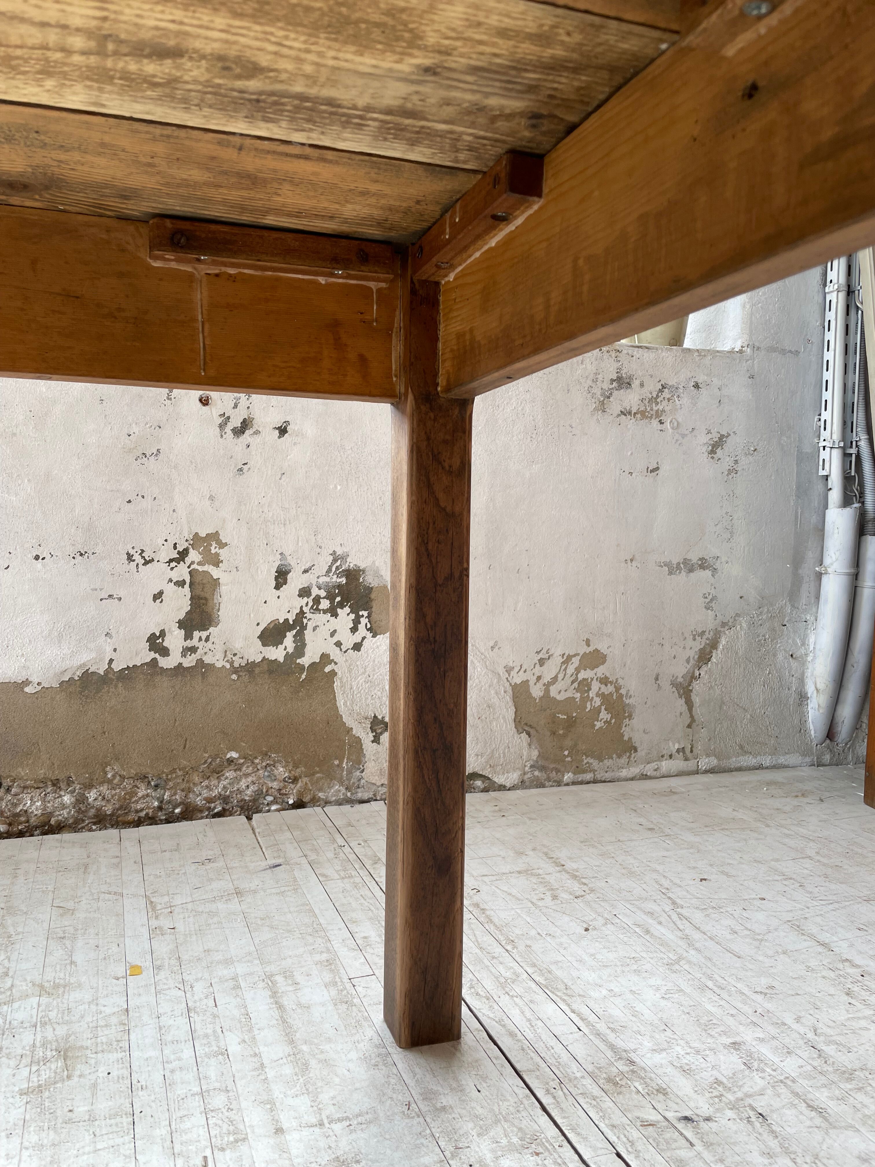 Black pine farm table 250 cm