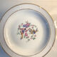 24 assiettes porcelaine fine