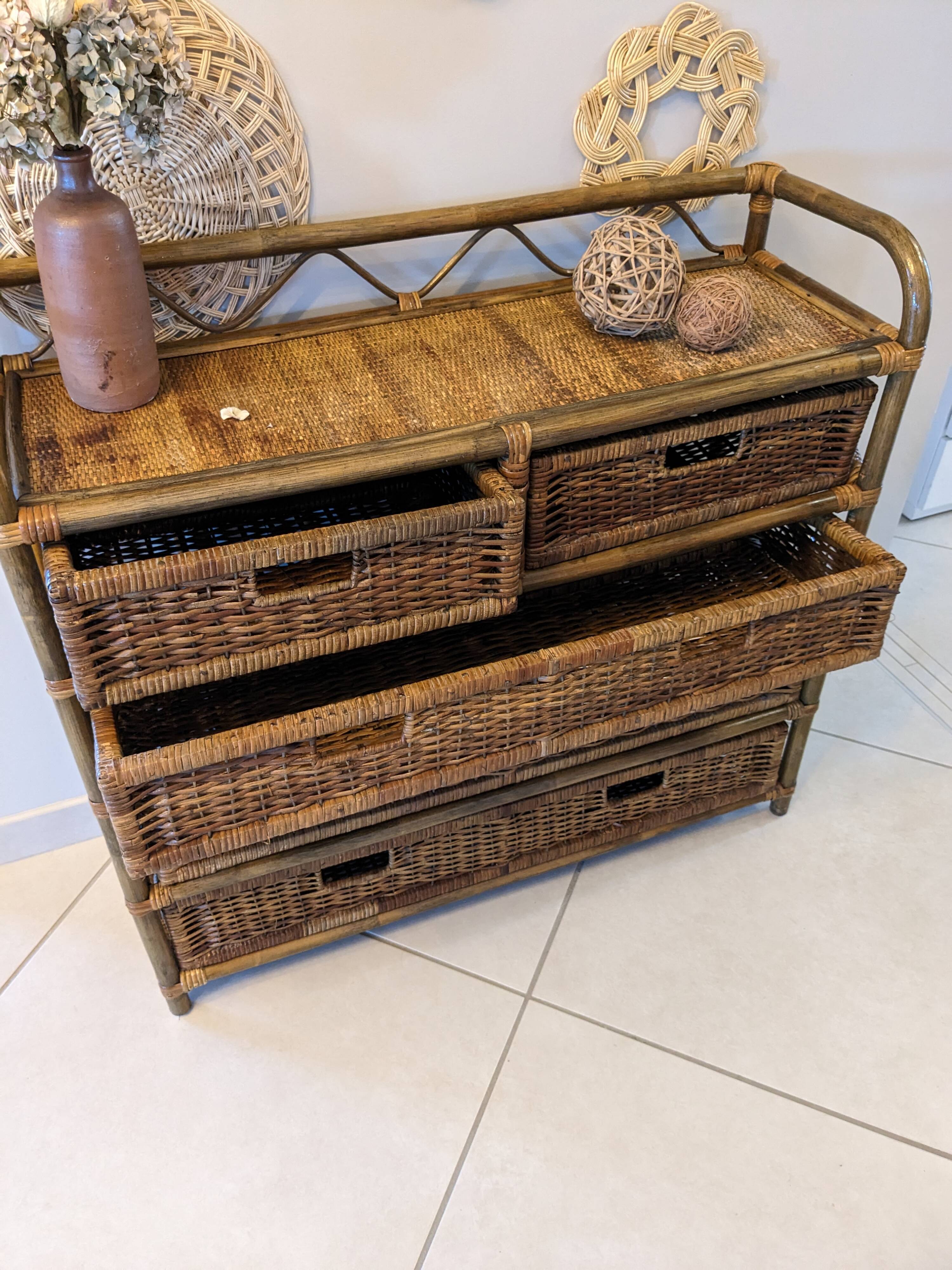Commode vintage en rotin et osier