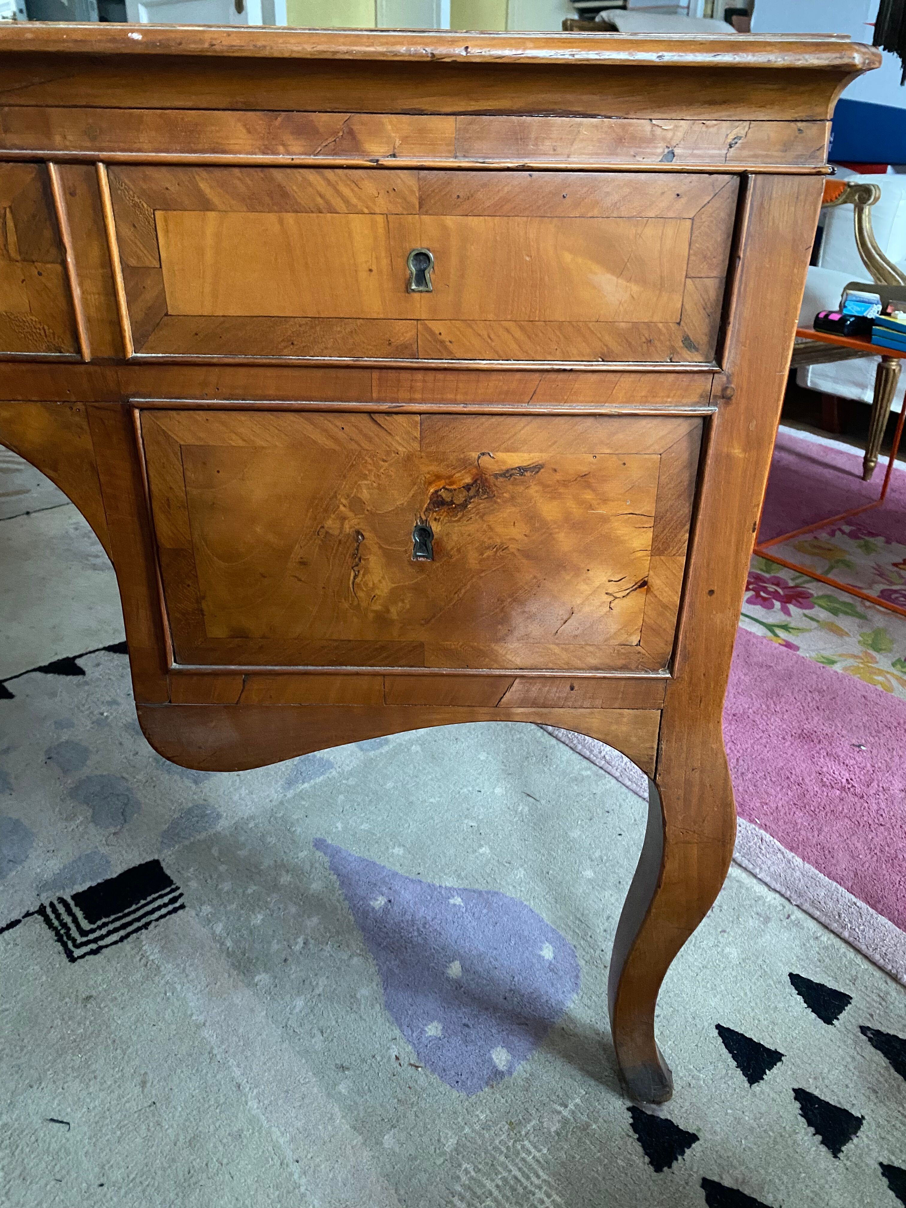 Bureau double face XVIII