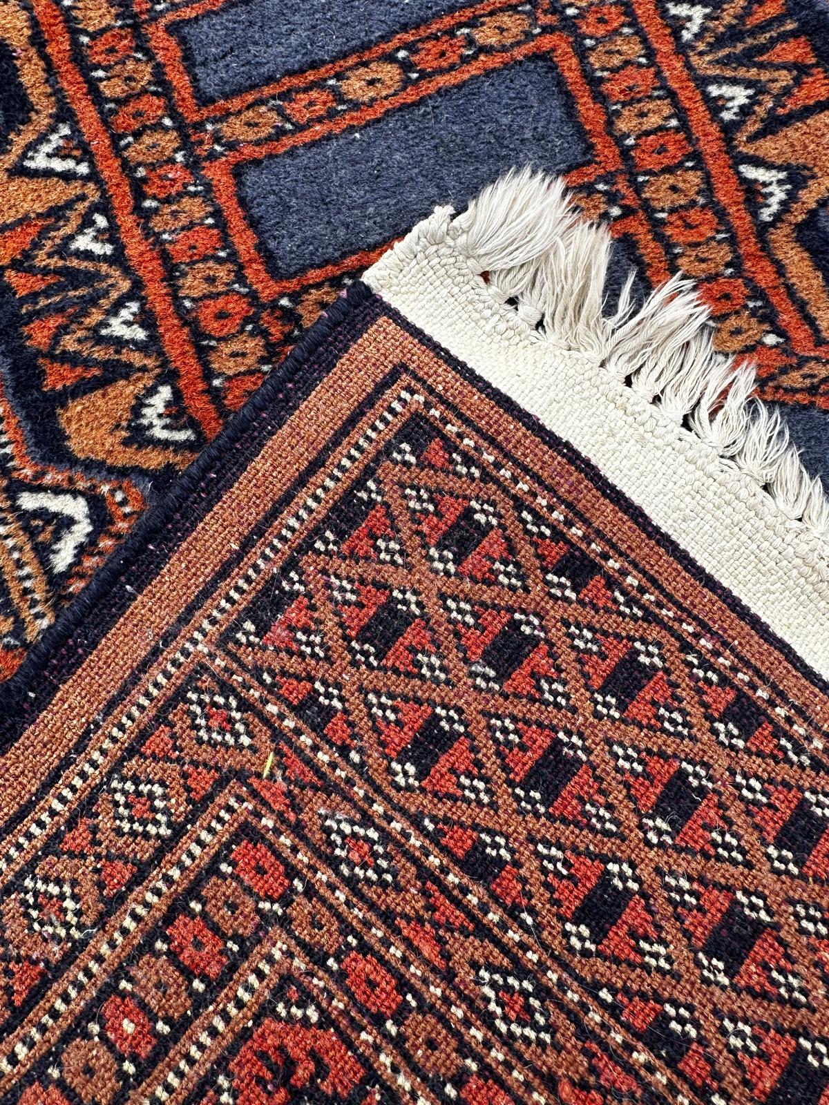 Handmade Persian rug 95cm x 60cm