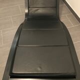 Oscar Niemeyer Rio lounge chair in ash and leather