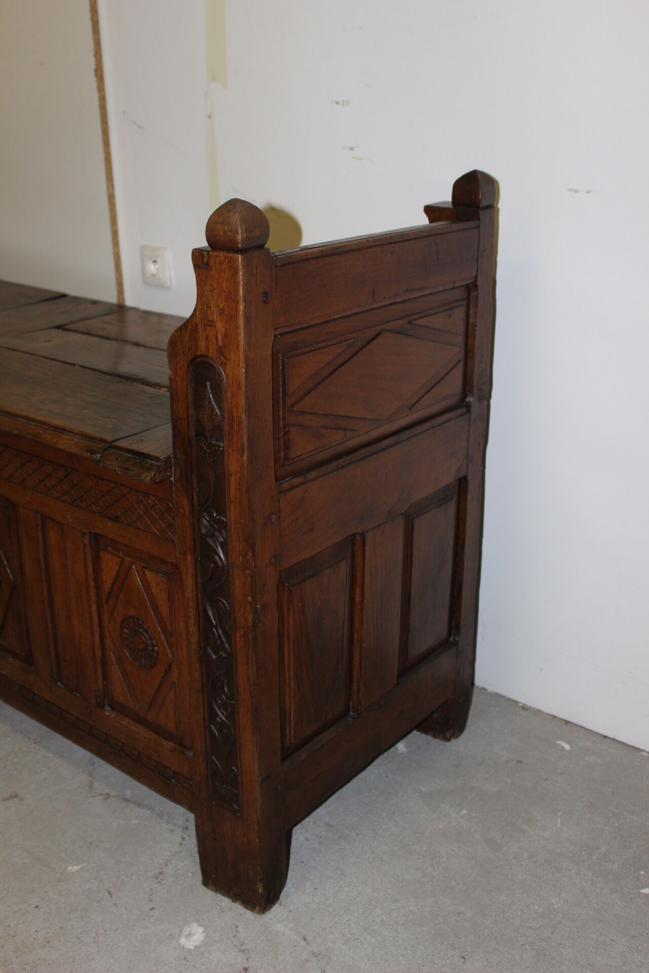 Banc coffre en chêne XVIIIe
