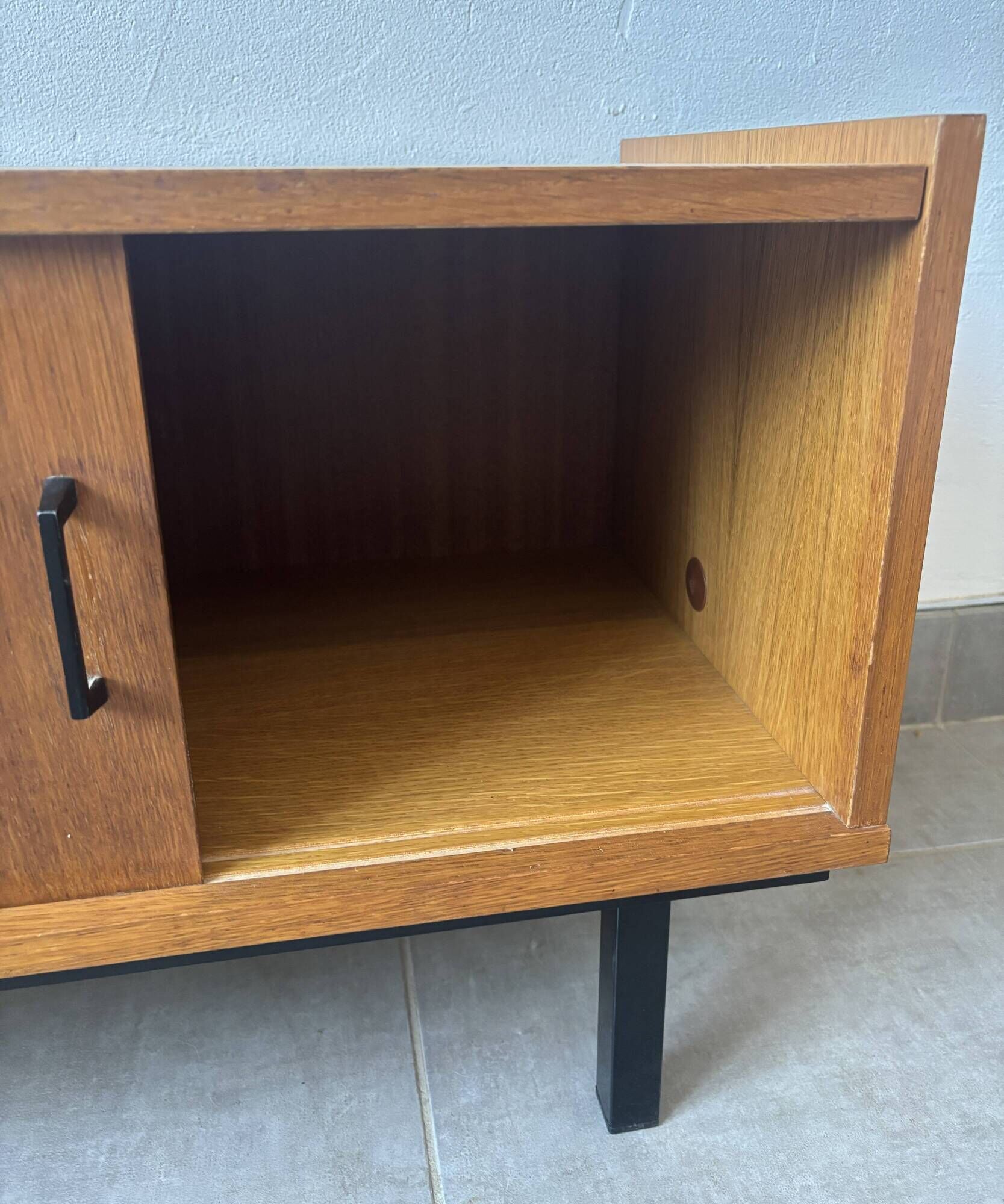 Small vintage oak piece of furniture, 1960s.