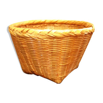 Vintage rattan pot cover