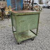 Workshop trolley with one metal drawer