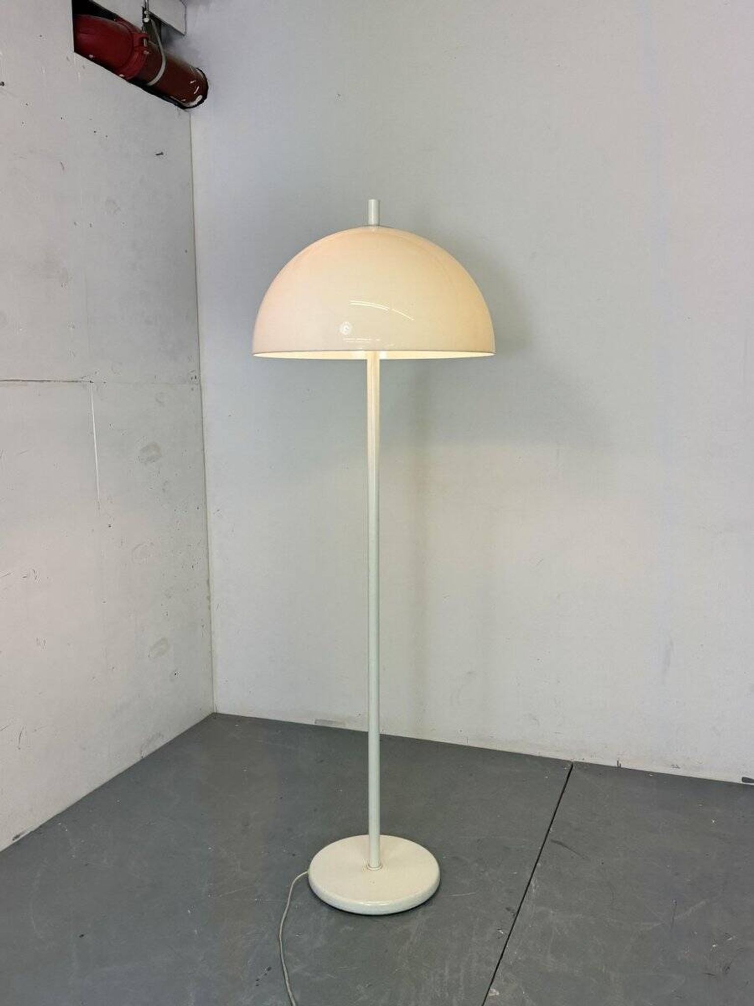Lampadaire vintage moderniste en forme de champignon blanc de l'ère spatiale de Dijkstra Lampen, années 1970