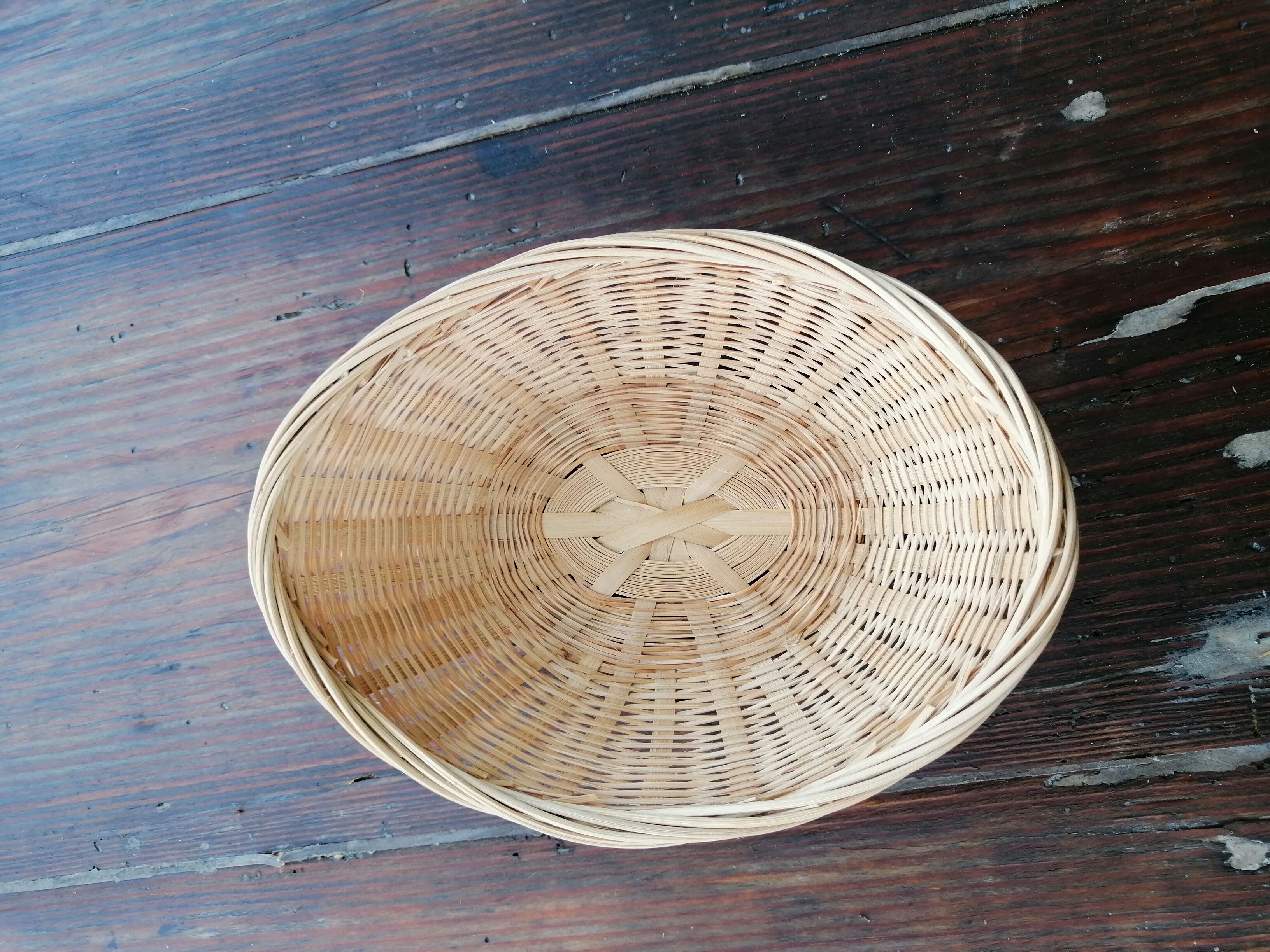 Set of 12 wicker restaurant bread baskets