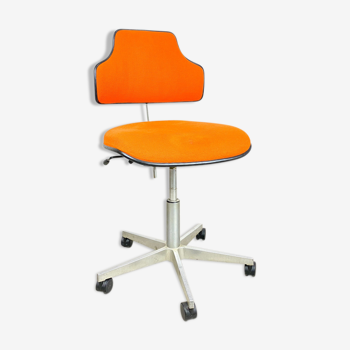 Chaise de bureau Orange marque danoise Rabami