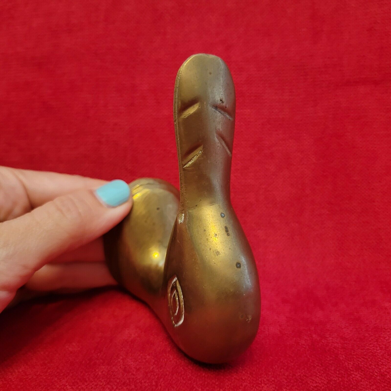 Straw hook wall in brass / gold metal carved duck head
