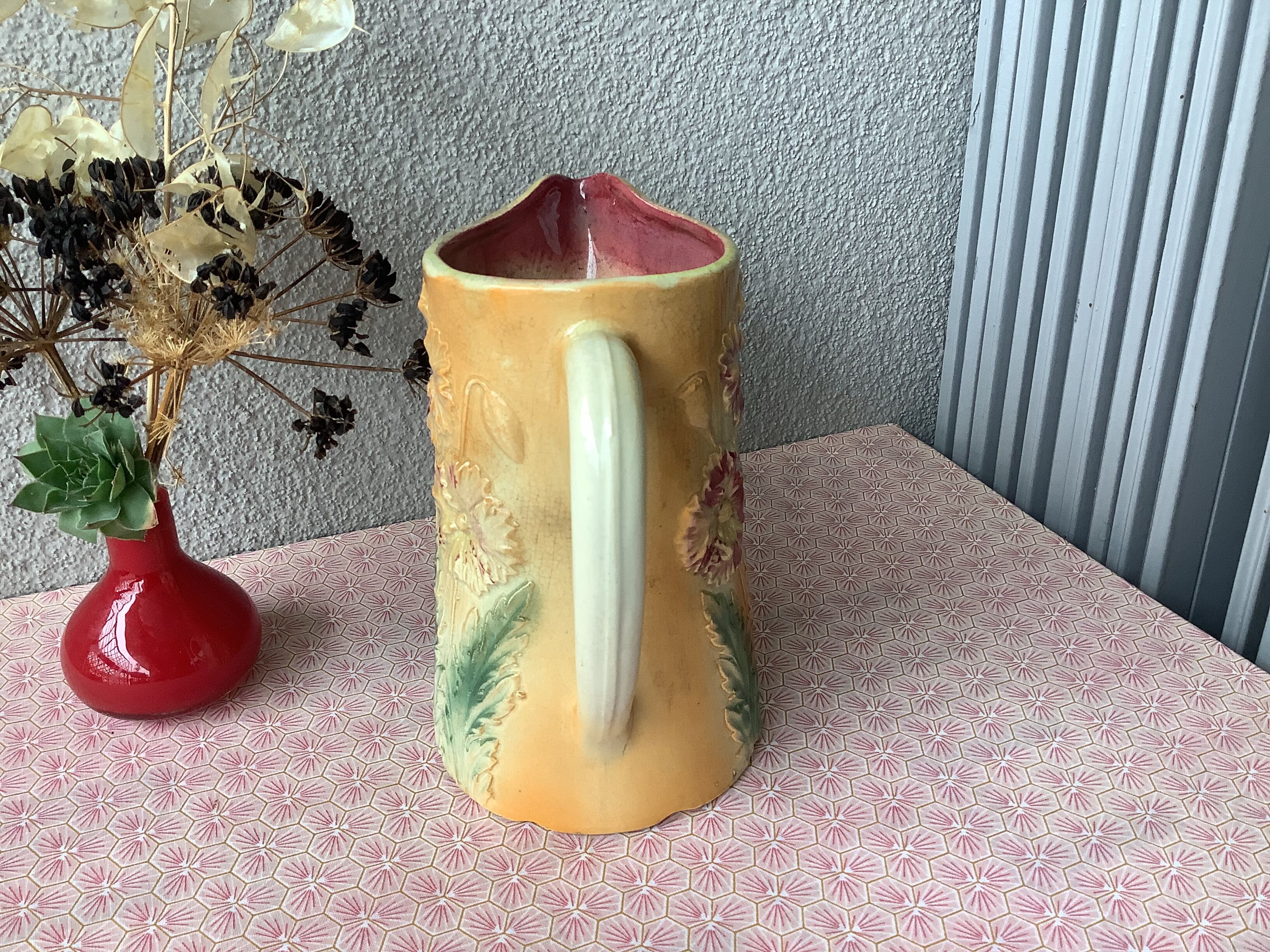 Pitcher in slurry art nouveau majolica 19th