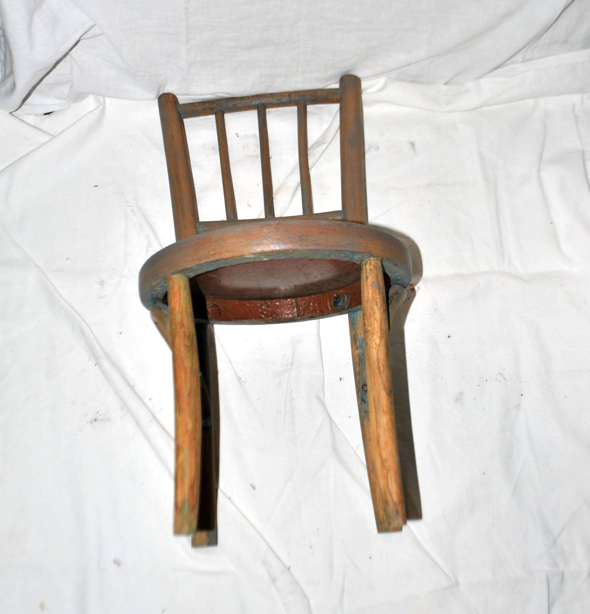 Child's bistro chair in curved turned wood, Fischel Thonet style, 1950.