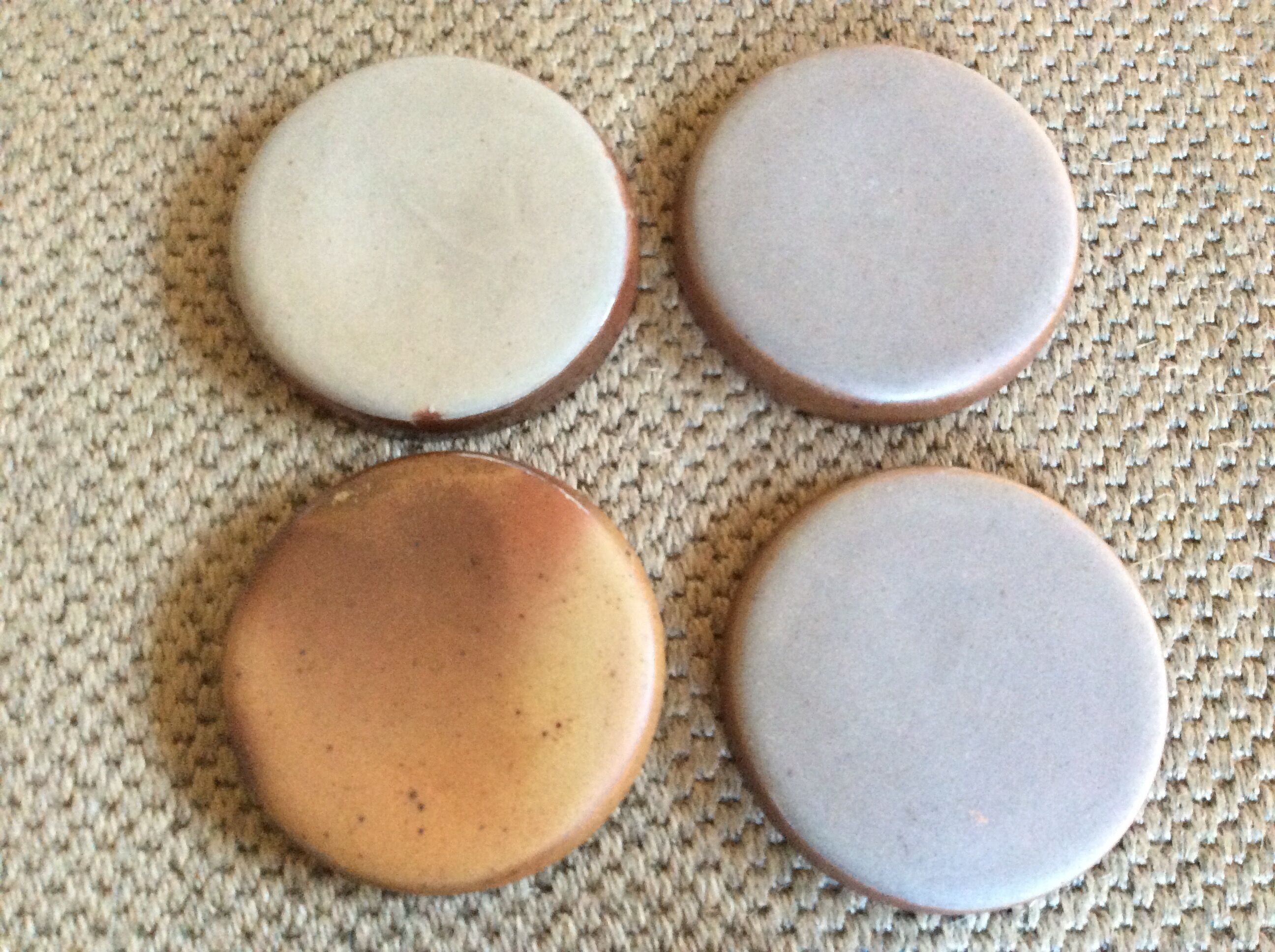Series of 4 stoneware plates