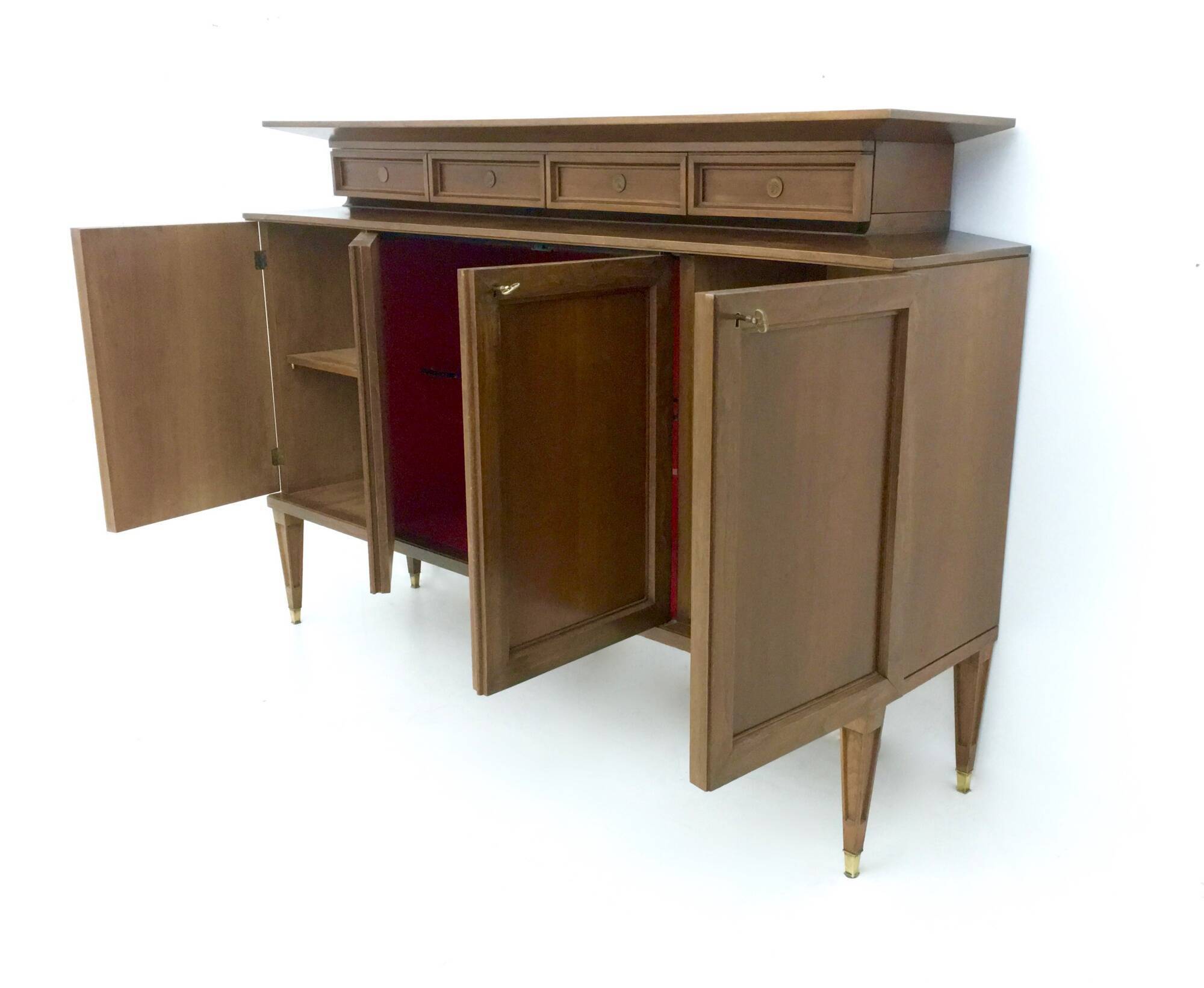 Vintage High-Quality Walnut Cabinet in the Style of Paolo Buffa, Italy