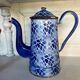 Cafetière en tôle émaillée