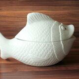 Large white fish shaped ceramic terrine - tureen with lid - Vintage