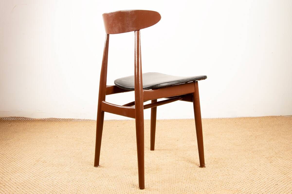Set of 6 Thonet dining chairs, in brown lacquered wood and black leatherette, 1960.