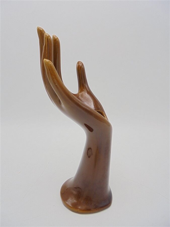 Hand soliflore and baguier