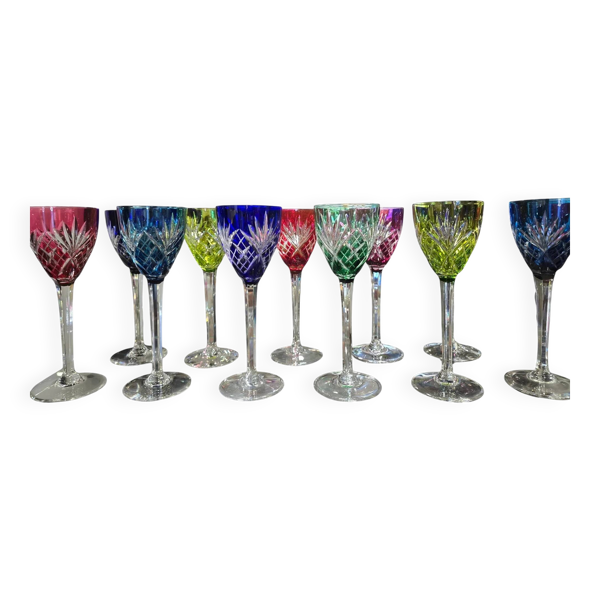12 coupes / verres colorés Saint-Louis modèle Chantilly